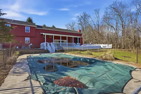 180 Hardenburgh Road Pine Bush NY 12566