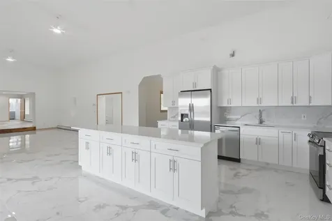 180 Hardenburgh Road Pine Bush NY 12566