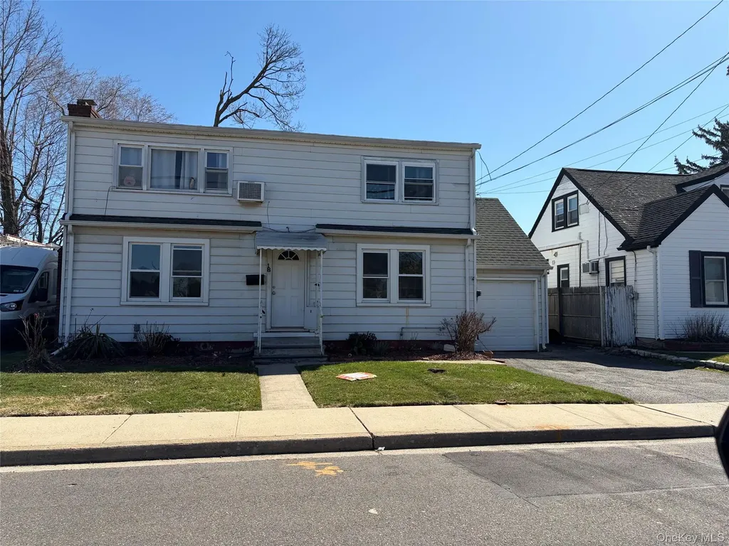 18 Myers Avenue Hicksville NY 11801