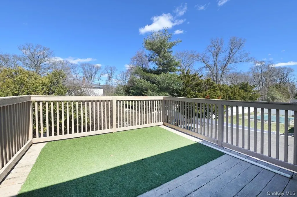 313 Warren Street West Babylon NY 11704