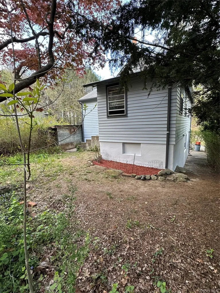 6 Pavilion Road Suffern NY 10901
