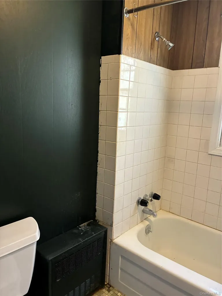 6 Pavilion Road Suffern NY 10901