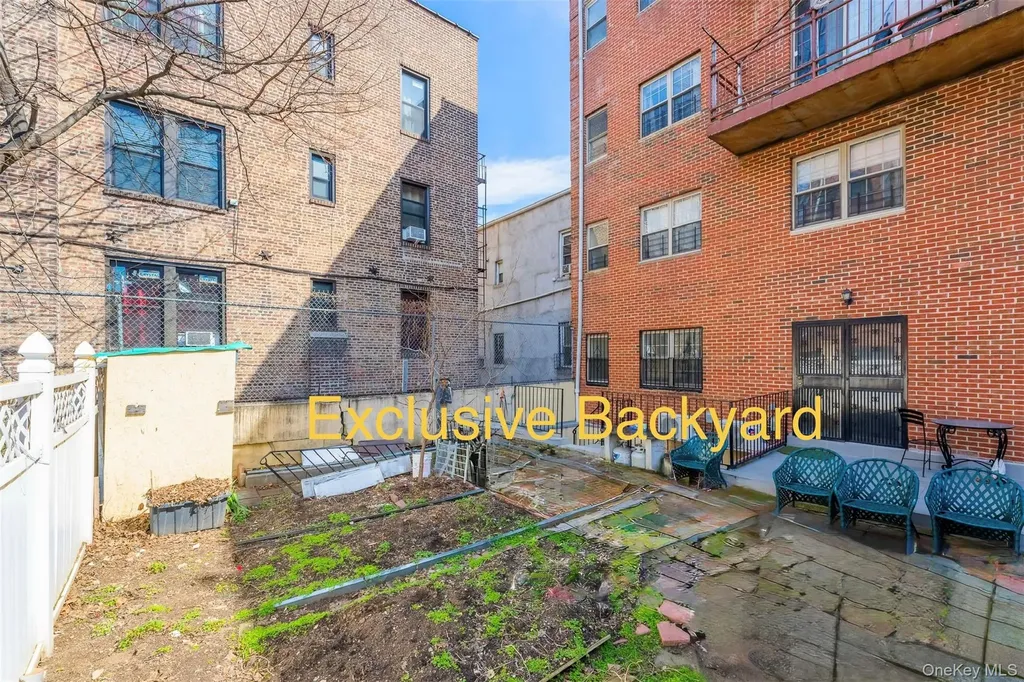 102-23 43rd Avenue Flushing NY 11368