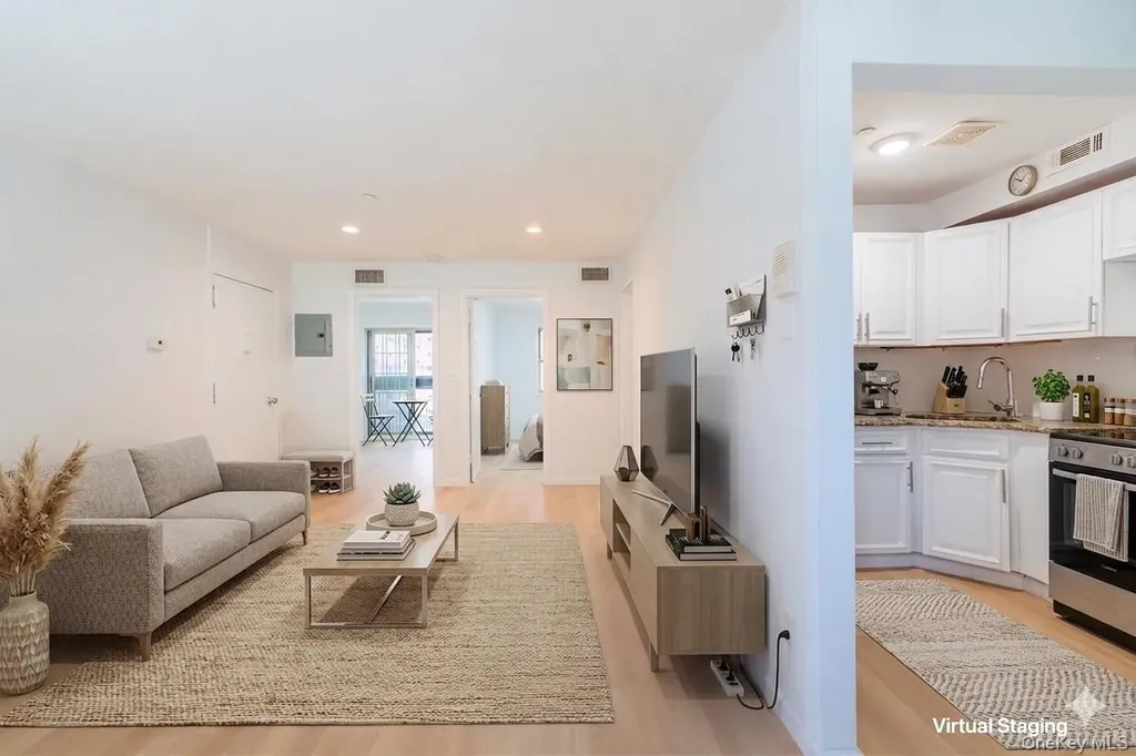 102-23 43rd Avenue Flushing NY 11368