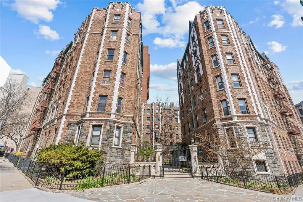 3390 Wayne Avenue Bronx NY 10467