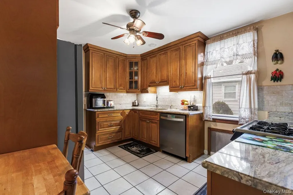 285 First Street Yonkers NY 10704