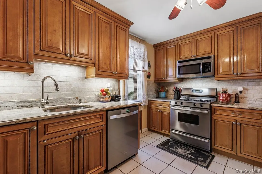 285 First Street Yonkers NY 10704