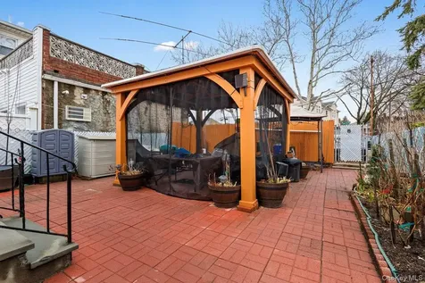 285 First Street Yonkers NY 10704