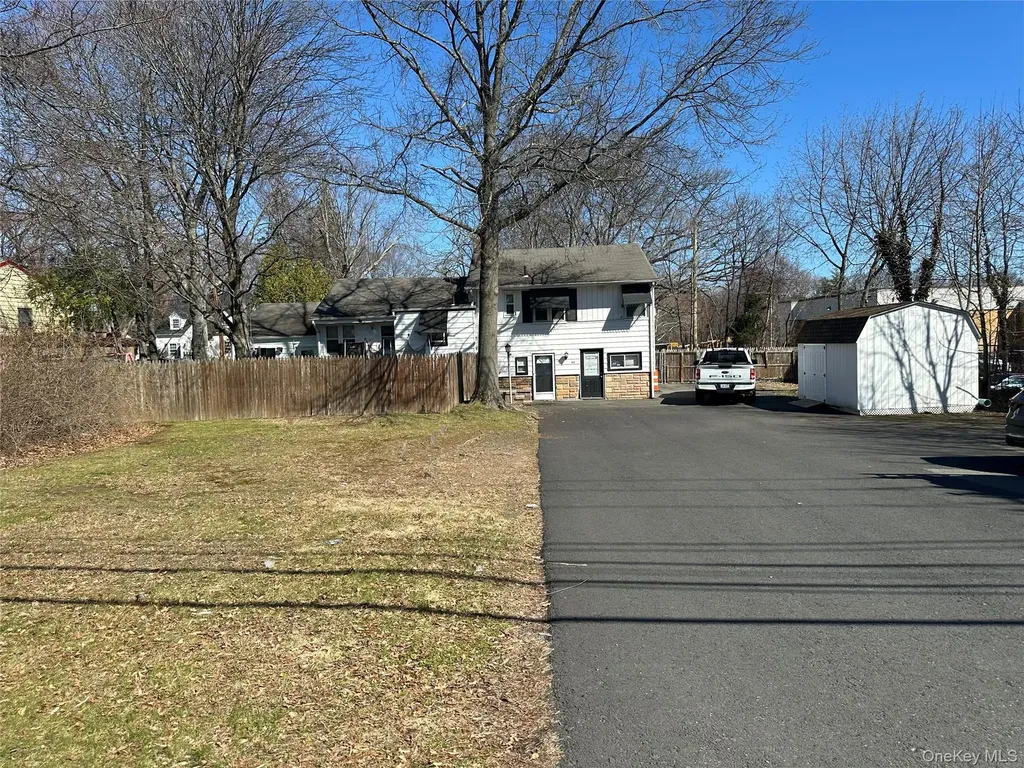 33 Marion Place Pearl River NY 10965