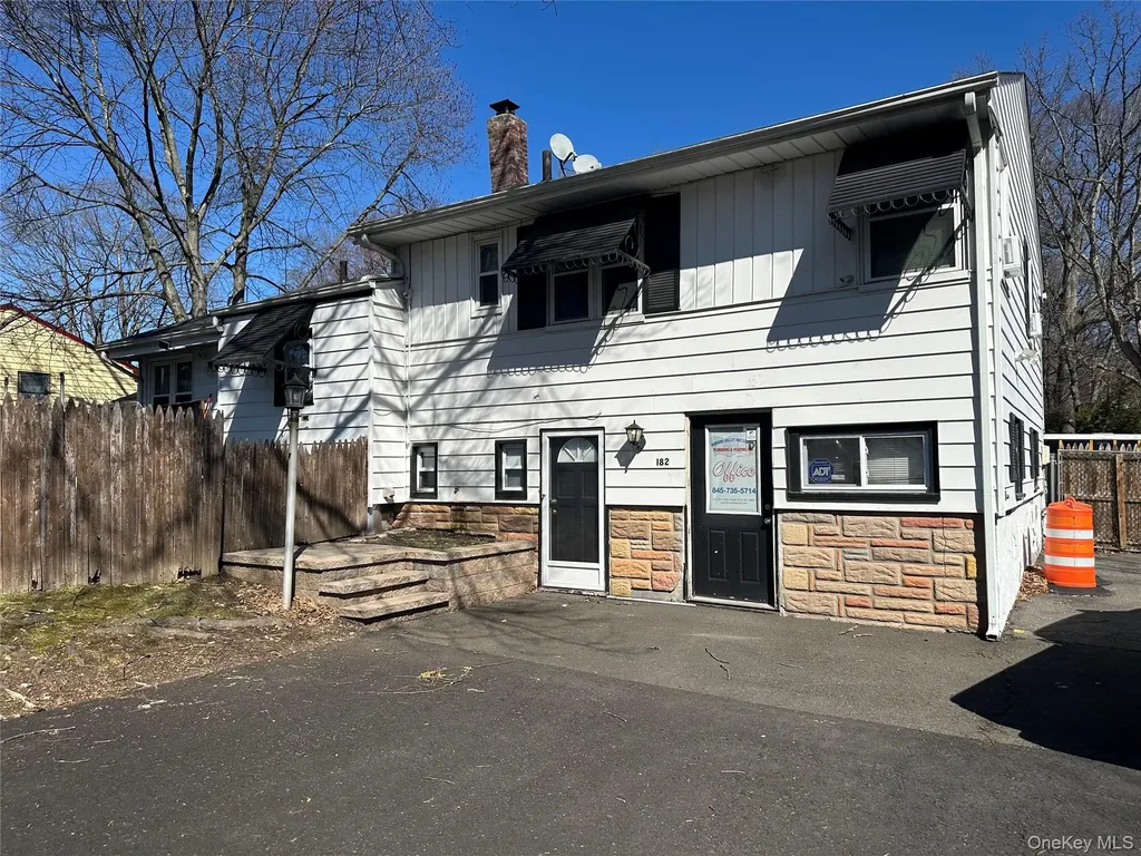 33 Marion Place Pearl River NY 10965