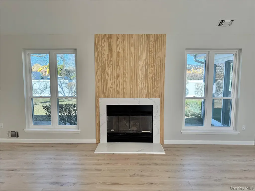 188 River Drive Moriches NY 11955