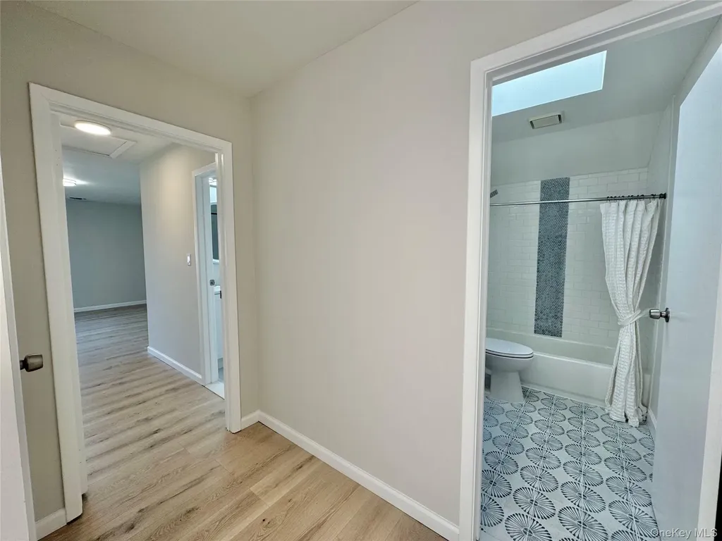 188 River Drive Moriches NY 11955