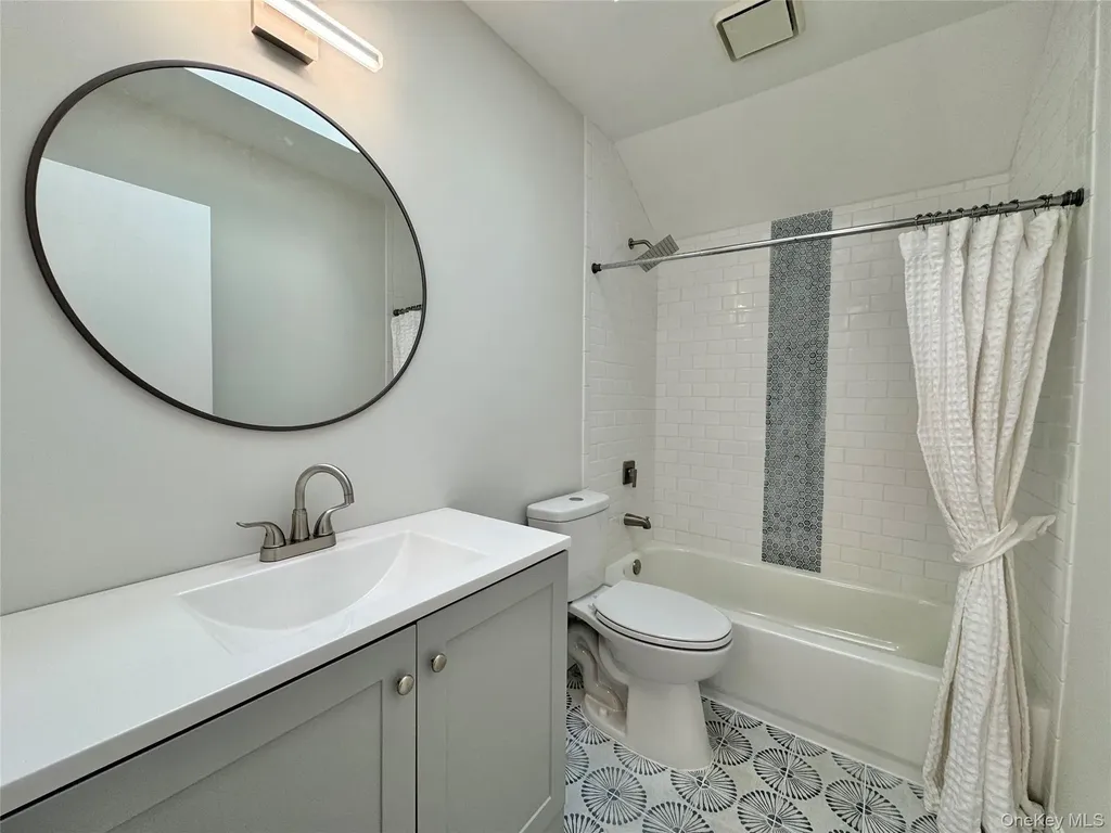 188 River Drive Moriches NY 11955