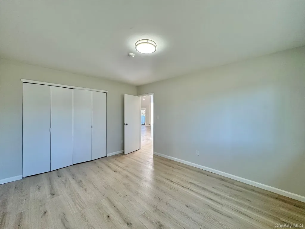 188 River Drive Moriches NY 11955