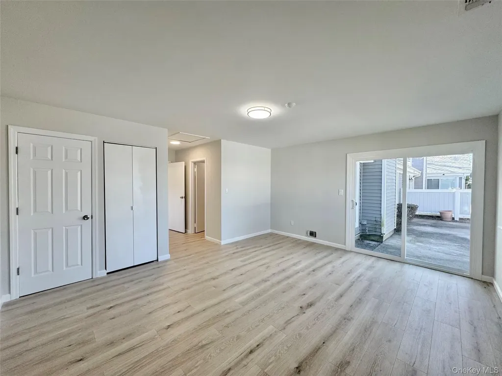 188 River Drive Moriches NY 11955