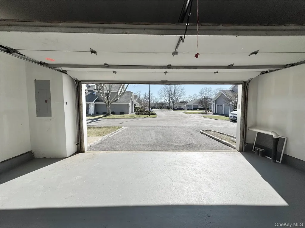 188 River Drive Moriches NY 11955