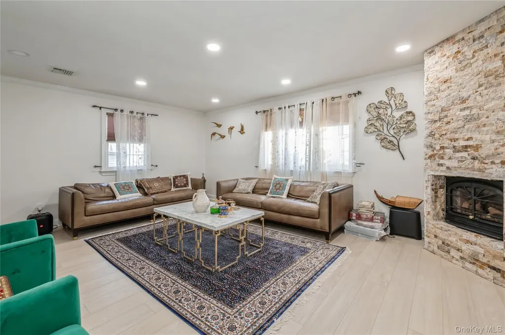 99-78 164th Road Howard Beach NY 11414