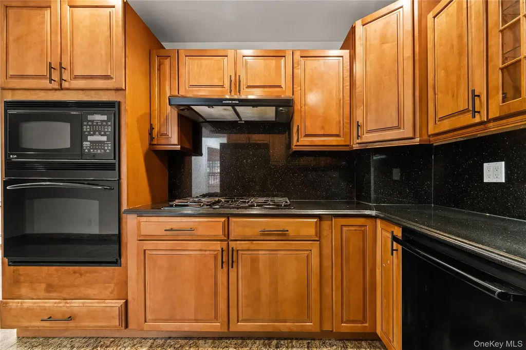 7716 25th Avenue Jackson Heights NY 11370