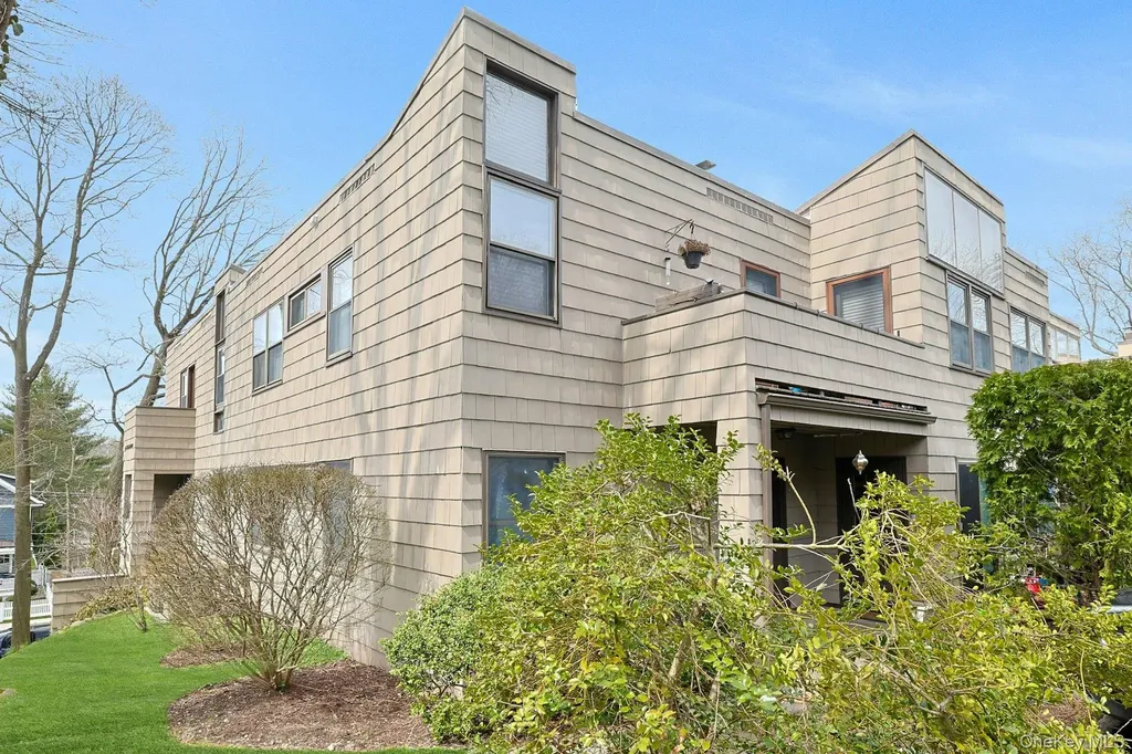 216 Purchase Street Rye NY 10580