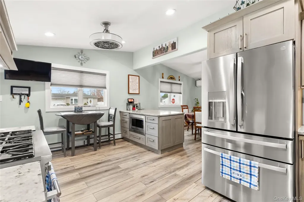 225 Montgomery Avenue West Babylon NY 11704