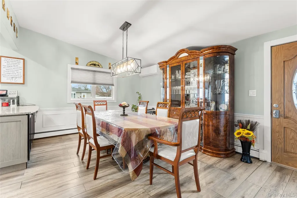 225 Montgomery Avenue West Babylon NY 11704