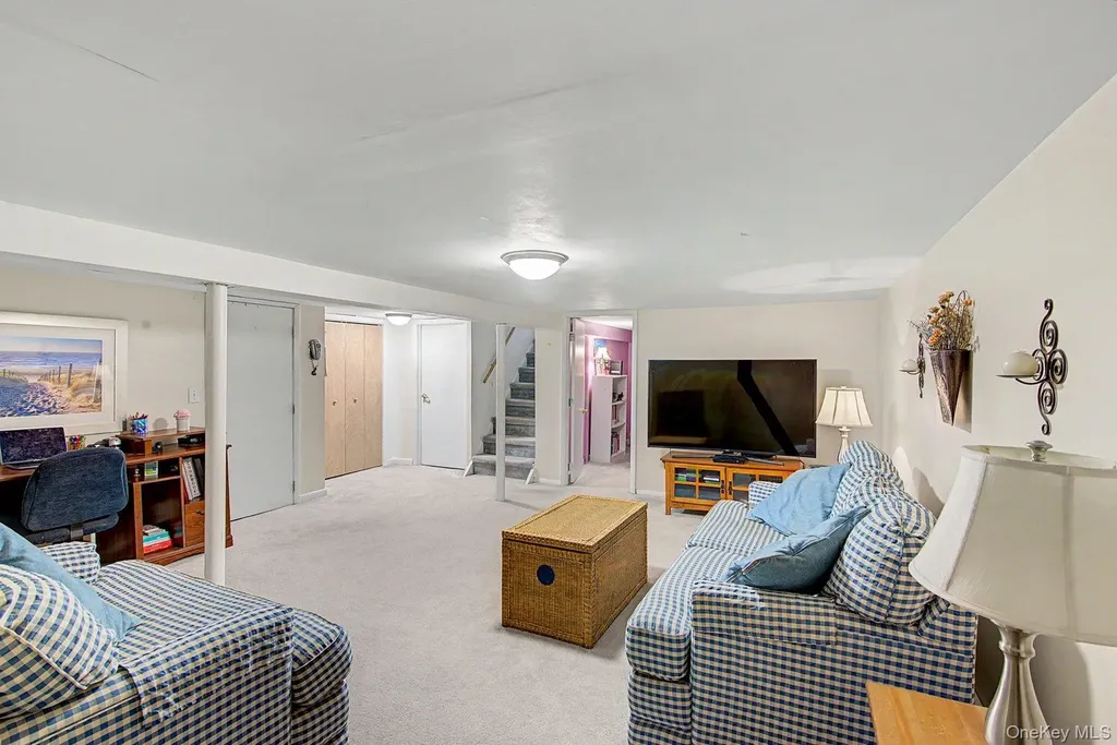 72 Harris Street Patchogue NY 11772
