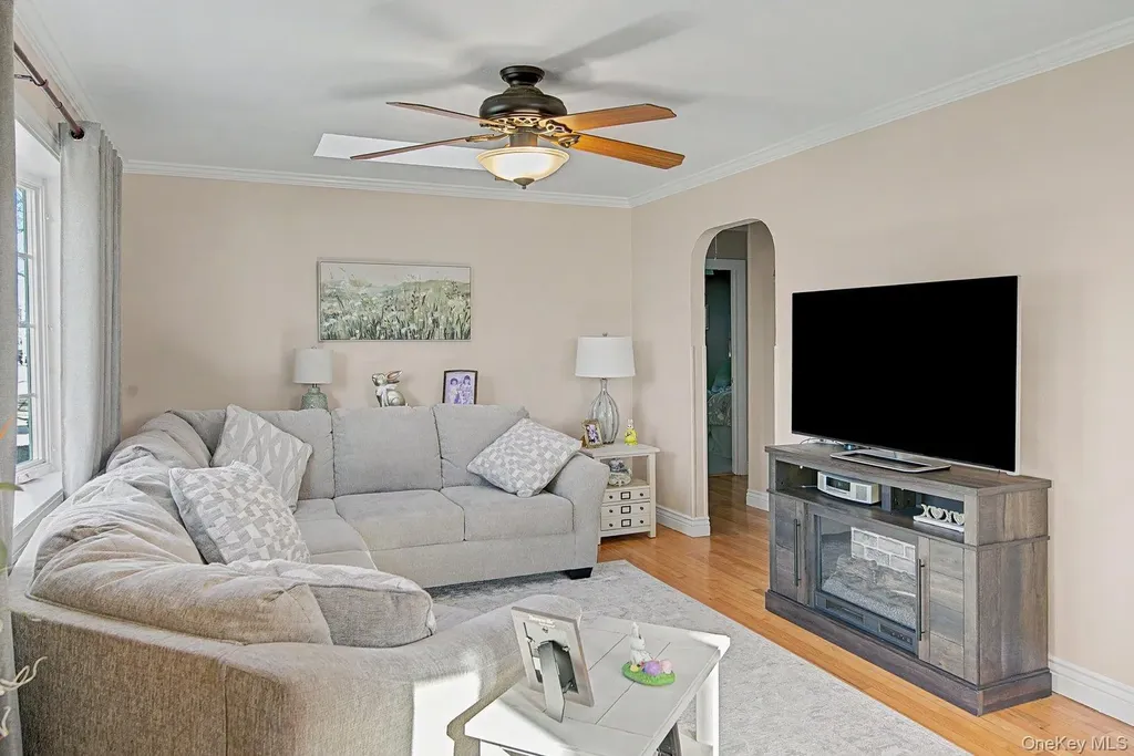 72 Harris Street Patchogue NY 11772