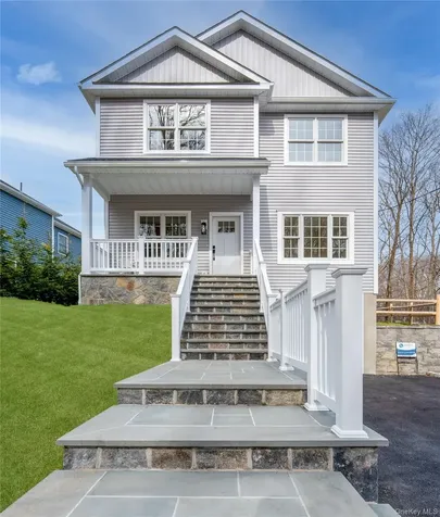 16 Stephens Lane Valhalla NY 10595