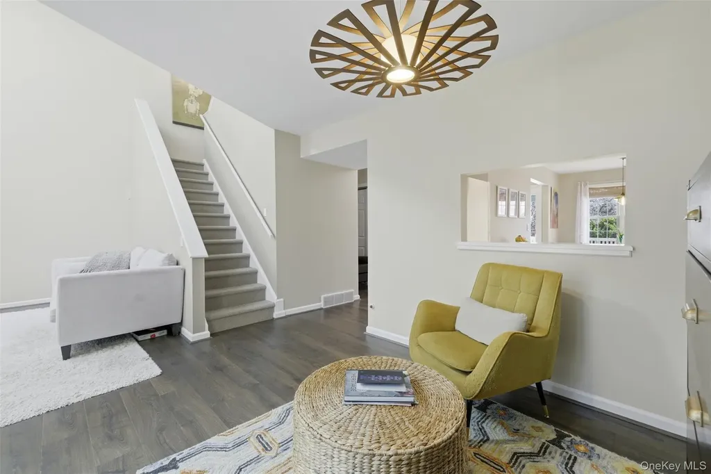 60 Spruce Ridge Drive Fishkill NY 12524