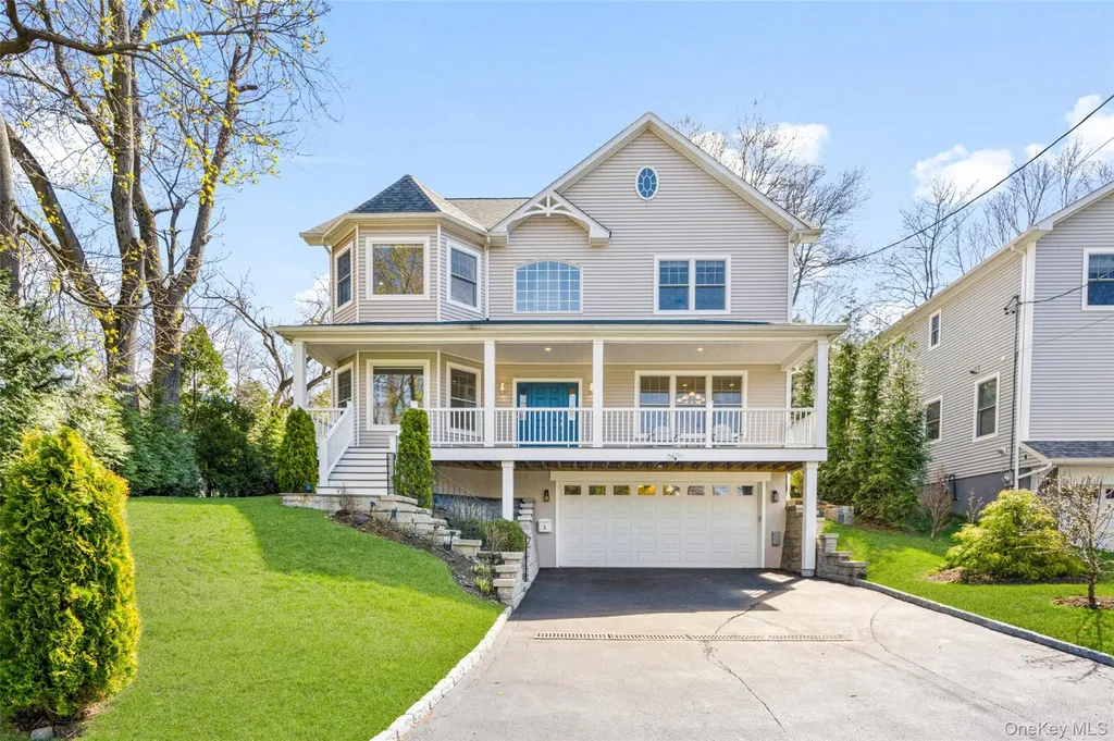 3 Robin Hill Road Scarsdale NY 10583