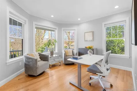 3 Robin Hill Road Scarsdale NY 10583