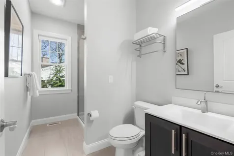 3 Robin Hill Road Scarsdale NY 10583