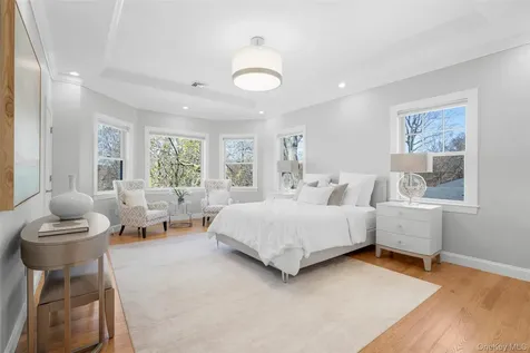 3 Robin Hill Road Scarsdale NY 10583