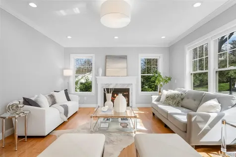 3 Robin Hill Road Scarsdale NY 10583