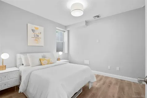 3 Robin Hill Road Scarsdale NY 10583