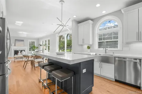 3 Robin Hill Road Scarsdale NY 10583