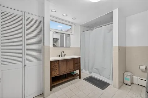 560 Locust Avenue Port Chester NY 10573