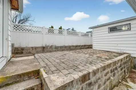 560 Locust Avenue Port Chester NY 10573