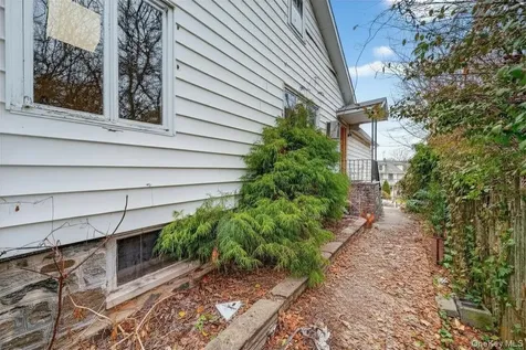 560 Locust Avenue Port Chester NY 10573
