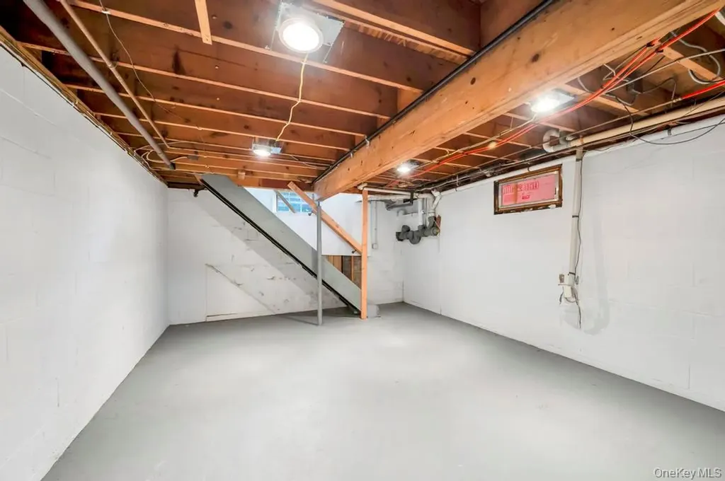 136 Harrison Avenue Bethpage NY 11714