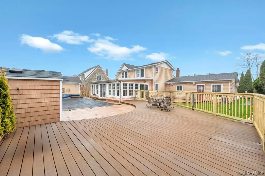 136 Harrison Avenue Bethpage NY 11714