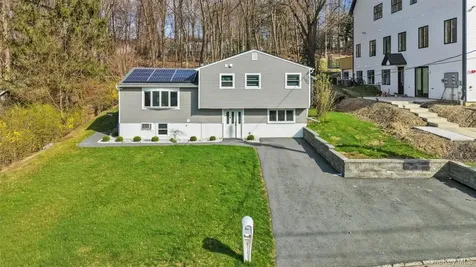 15 Duelk Avenue Blooming Grove NY 10950