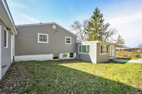 15 Duelk Avenue Blooming Grove NY 10950
