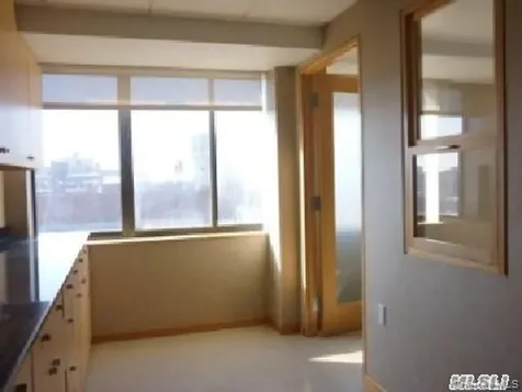 136-40 39th Avenue Flushing NY 11354