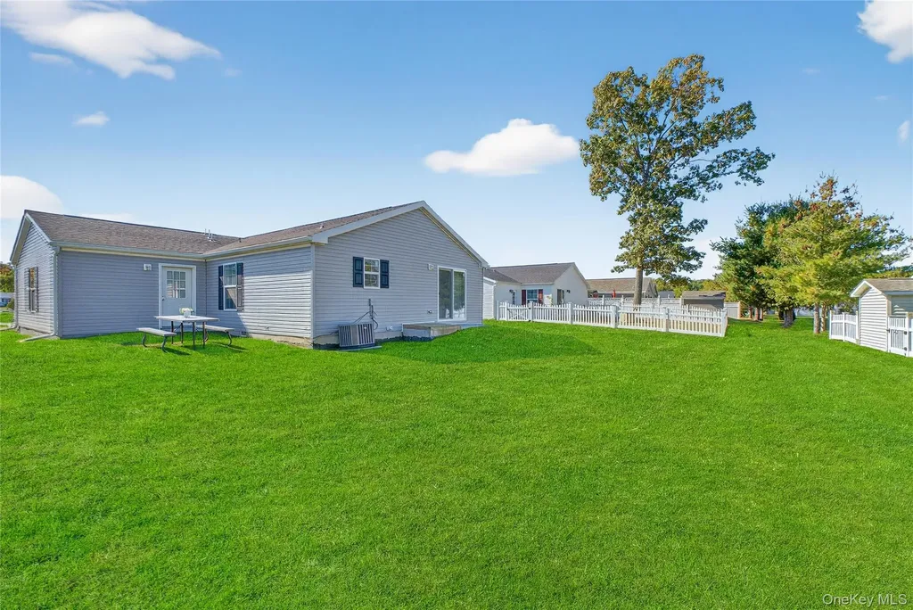 13 Orlando Drive Poughkeepsie NY 12603