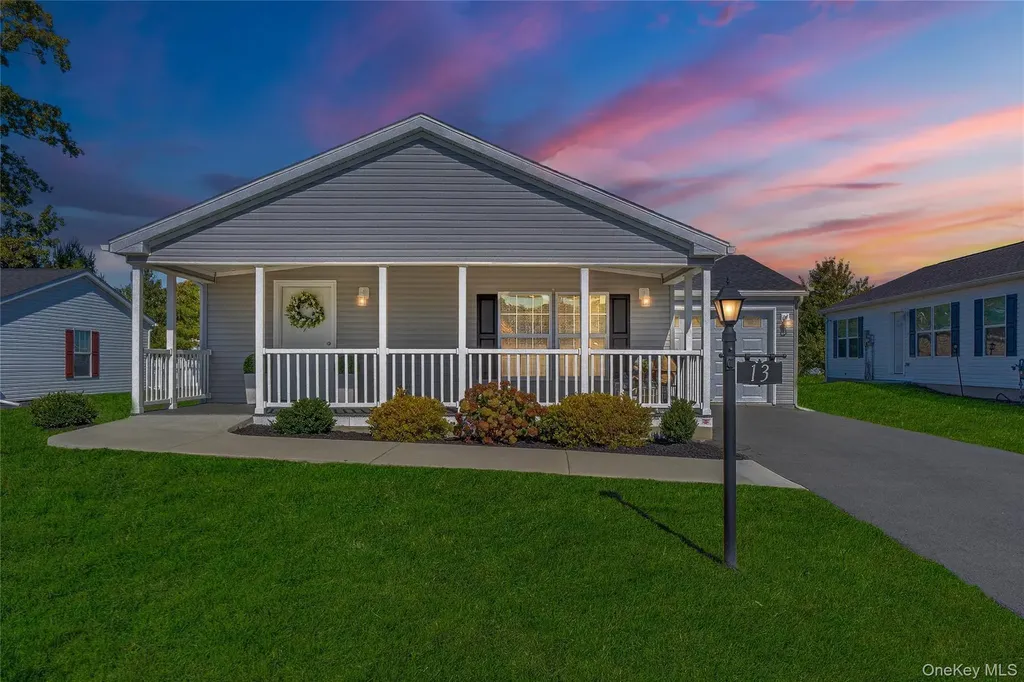 13 Orlando Drive Poughkeepsie NY 12603