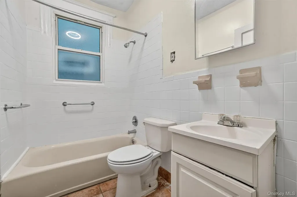 52 Groshon Avenue Yonkers NY 10701