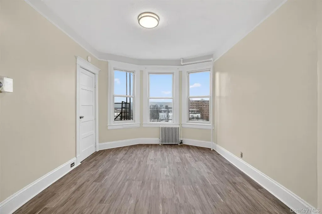52 Groshon Avenue Yonkers NY 10701