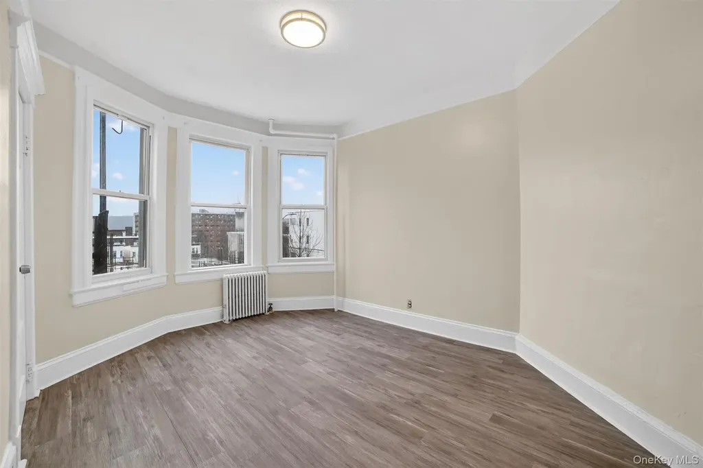 52 Groshon Avenue Yonkers NY 10701