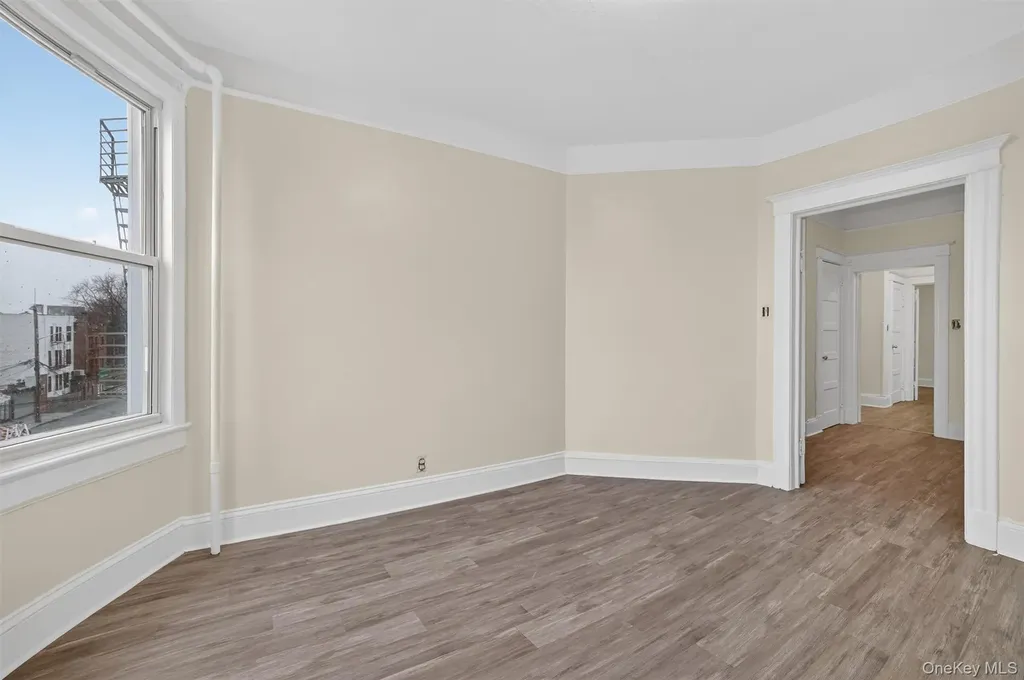 52 Groshon Avenue Yonkers NY 10701